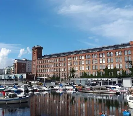 Club Tampereen Kylpylae * Tampere